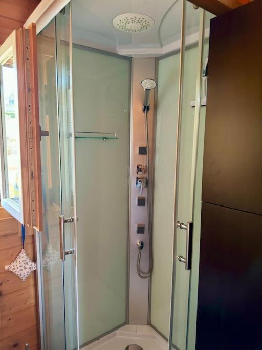 Cozy I Blockhuette Im Nationalpark I Ferienwohnung ノイライヒェナウ エクステリア 写真