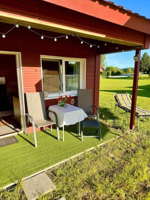 Cozy I Blockhuette Im Nationalpark I Ferienwohnung ノイライヒェナウ エクステリア 写真