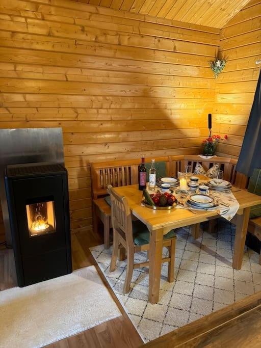Cozy I Blockhuette Im Nationalpark I Ferienwohnung ノイライヒェナウ エクステリア 写真